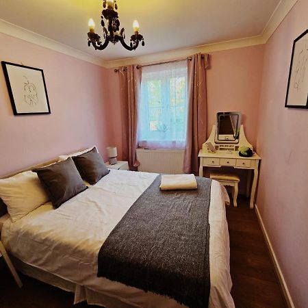 Lovely Flat Close To Shepherd'S Bush Lejlighed London Eksteriør billede