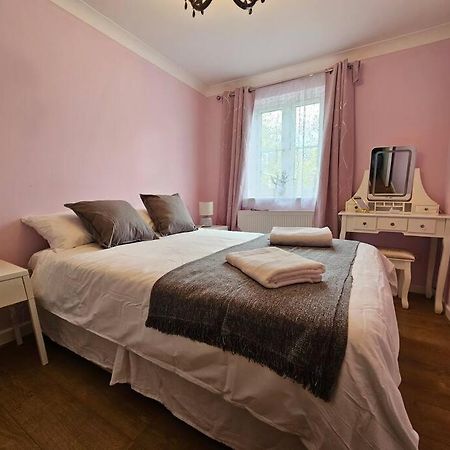 Lovely Flat Close To Shepherd'S Bush Lejlighed London Eksteriør billede