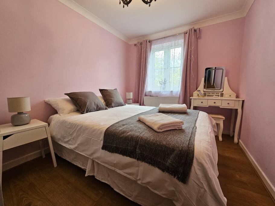 Lovely Flat Close To Shepherd'S Bush Lejlighed London Eksteriør billede